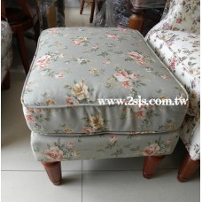 跨腳椅(綠底粉花)