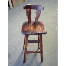 松木背靠吧台椅